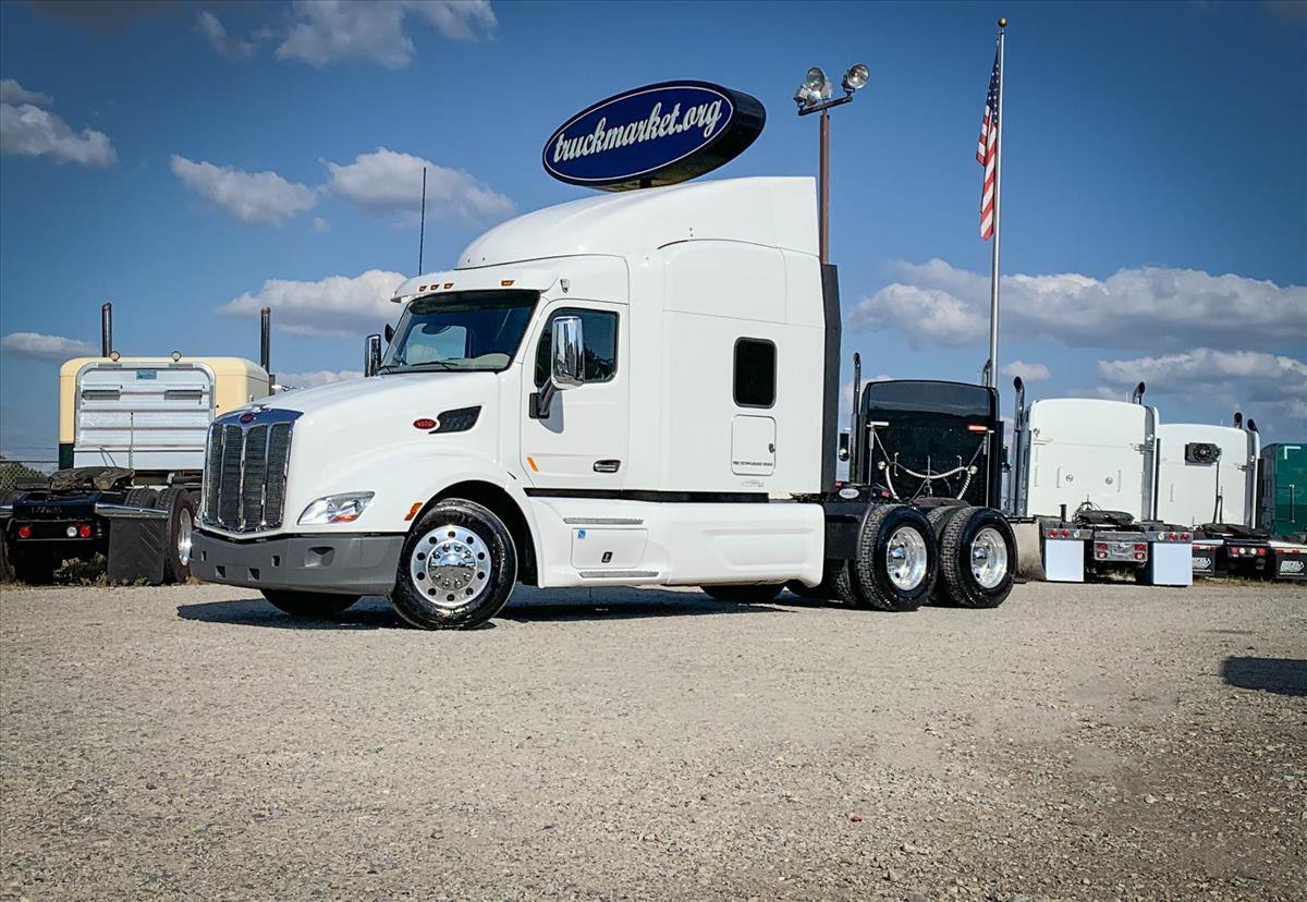 2018 PETERBILT  579 PRE ELOG GLIDER