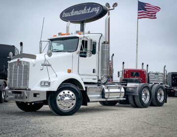 2007 KENWORTH T800 DAYCAB 162263