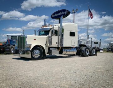 2012 PETERBILT 389 SLEEPER 137107