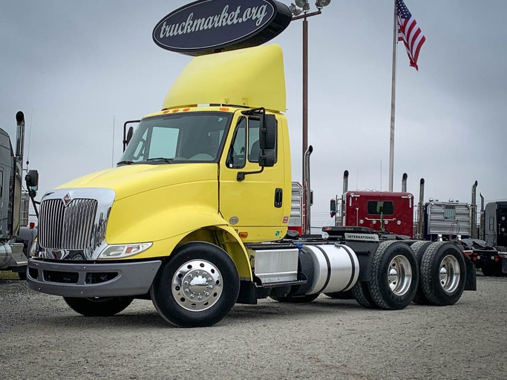 2020 KENWORTH W900L SLEEPER