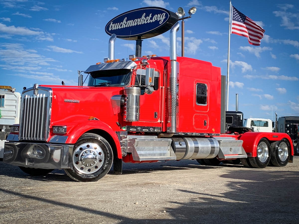 2019 KENWORTH W900L SLEEPER