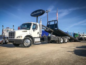 2006 FREIGHTLINER M2 ROLLBACK V96213