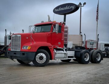 2001 FREIGHTLINER FLD DAYCAB H40405
