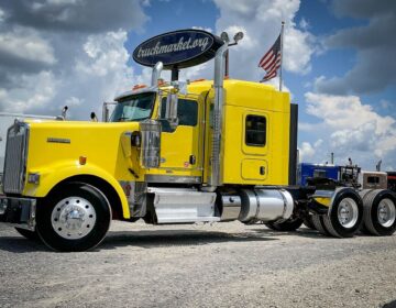 2017 KENWORTH W900L SLEEPER 139997