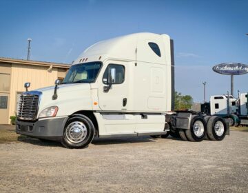 2012 FREIGHTLINER CASCADIA SLEEPER BR4337