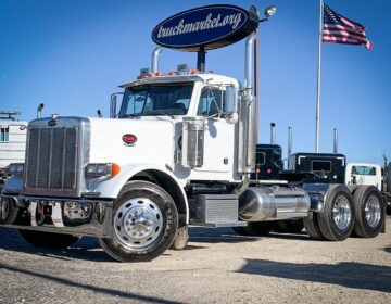 2003 PETERBILT 379 DAYCAB 591244
