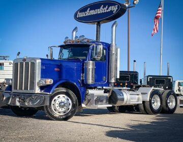 2019 PETERBILT 389 DAYCAB 601852