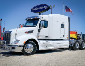 2017 PETERBILT 579 GLIDER KIT 455517