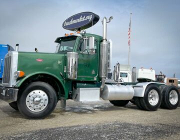2001 PETERBILT 379 DAYCAB 566582