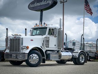 2001 PETERBILT 379 DAYCAB 536867
