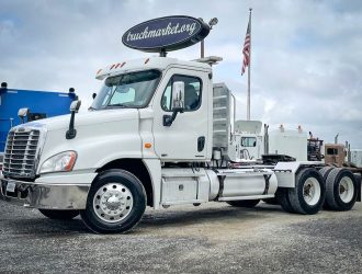 2012 FREIGHTLINER CASCADIA DAYCAB BK5679