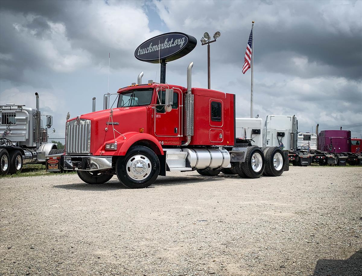 2007 KENWORTH T800 SLEEPER