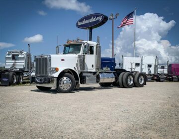 2007 PETERBILT 379 DAYCAB 690472