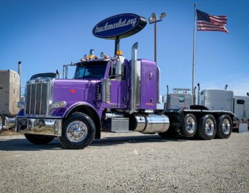 2014 PETERBILT 388 TRIAXLE SLEEPER 223774