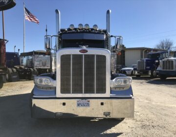 2015 PETERBILT 389 SLEEPER 261109
