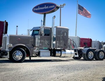 2020 PETERBILT 389 SLEEPER 731177