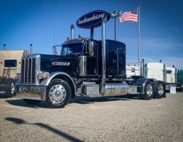 2016 PETERBILT 389 PRIDE & CLASS GLIDER 408806