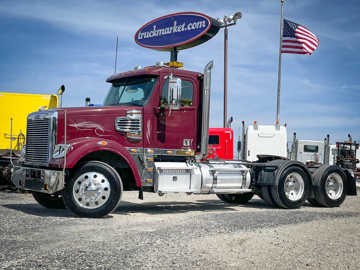 2012 FREIGHTLINER CORONADO DAYCAB