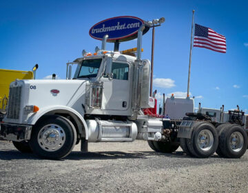 2005 PETERBILT 378 DAYCAB 844754