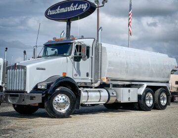 2012 KENWORTH T800 TANK TRUCK 328503