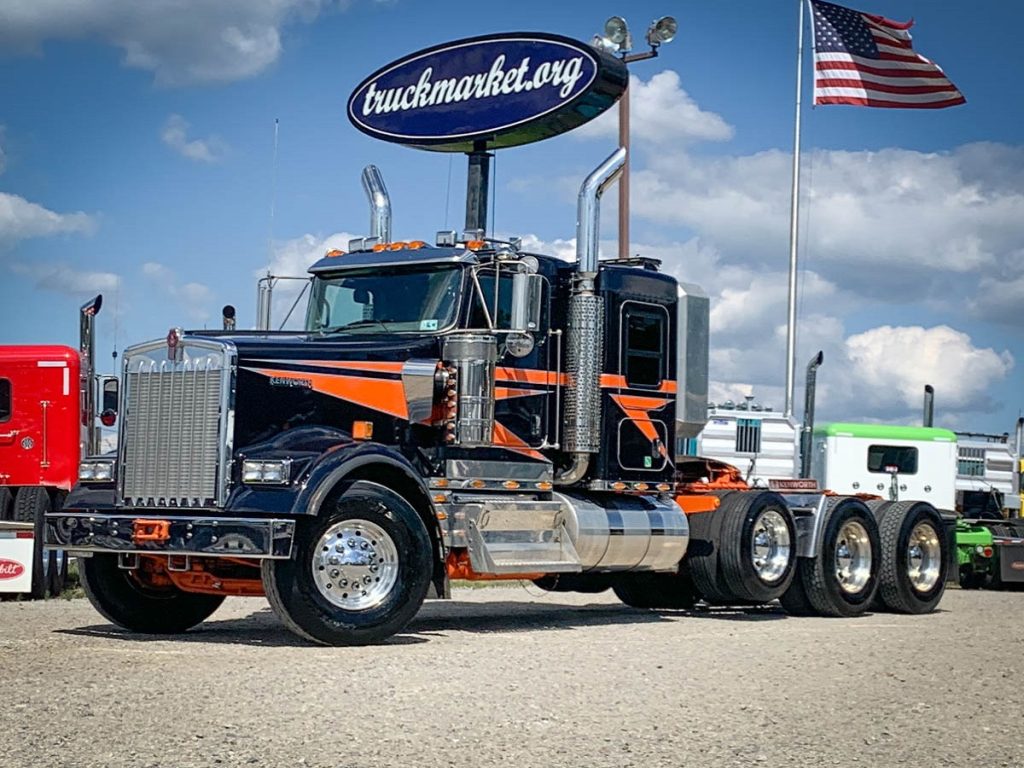 2017 KENWORTH W900L TRI AXLE PRE ELOG GLIDER KIT