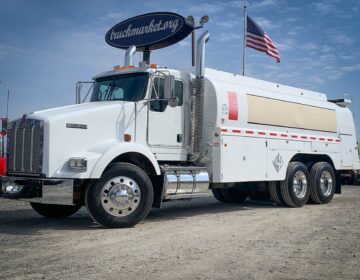 2008 KENWORTH T800 FUEL LUBE TRUCK 216998