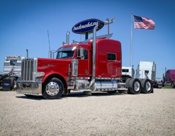 2008 PETERBILT 389 SLEEPER 697926