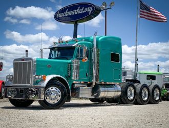 2007 PETERBILT 379EXHD TRI AXLE SLEEPER 698512