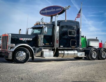 2019 PETERBILT 389 PRIDE & CLASS SLEEPER 614875