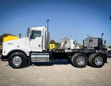 2006 KENWORTH T800B DAYCAB 138284DUP