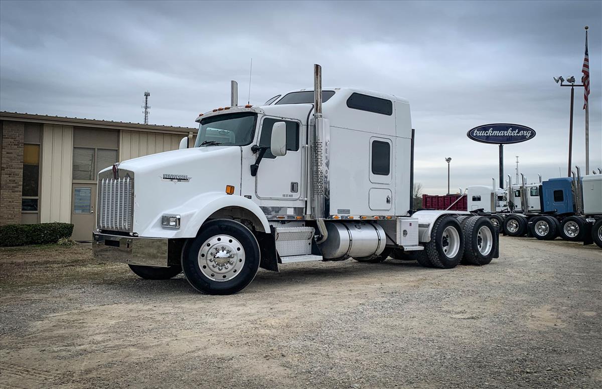 2001 KENWORTH T800  SLEEPER