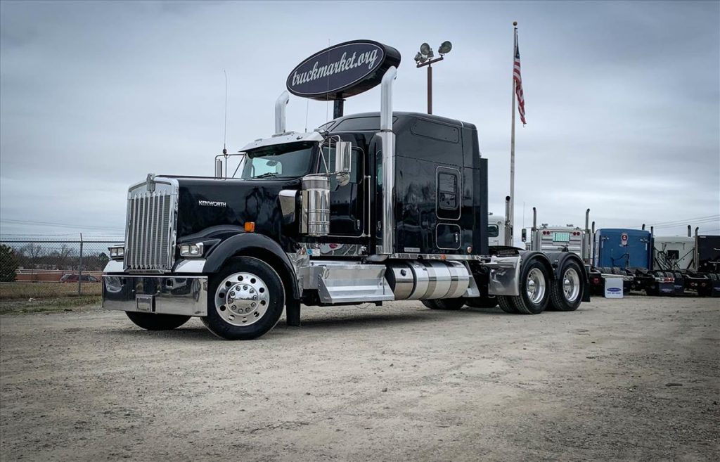 2017 KENWORTH ICON 900 SLEEPER