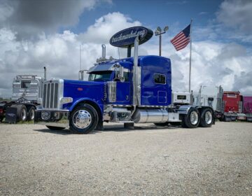 2013 PETERBILT 389 SLEEPER 162945