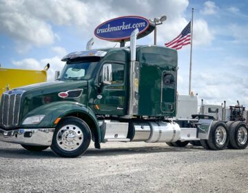 2018 PETERBILT 579 SLEEPER 460522