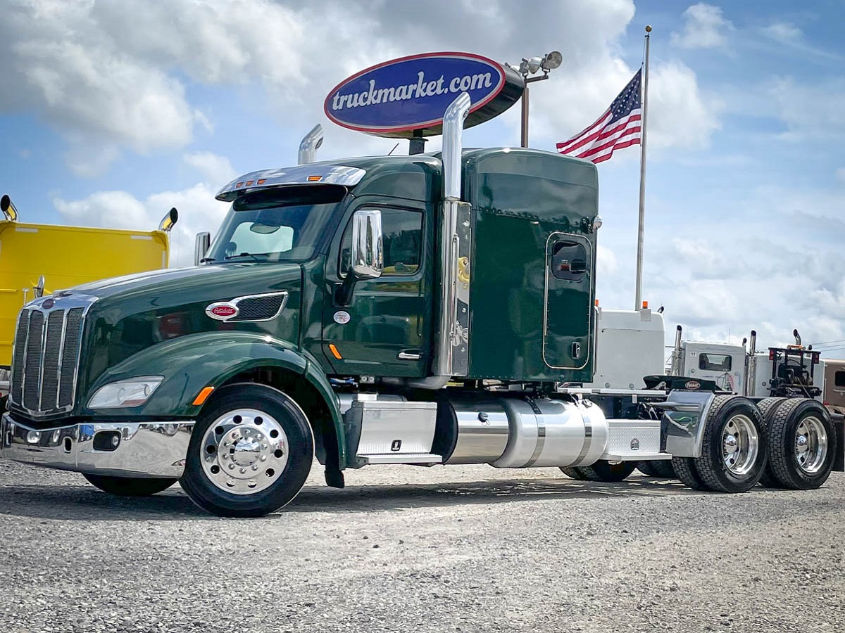 2018 PETERBILT 579 SLEEPER
