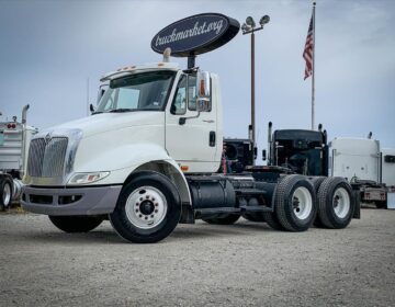 2008 INTERNATIONAL 8600 DAYCAB 645225