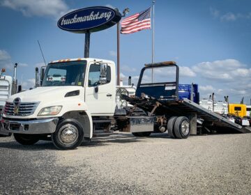 2008 HINO 268 ROLLBACK TRUCK S50078