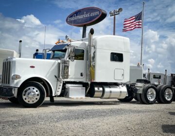 2019 PETERBILT 389 SLEEPER 611165