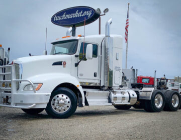 2015 KENWORTH W900L ICON PRE ELOG GLIDER KIT 111957