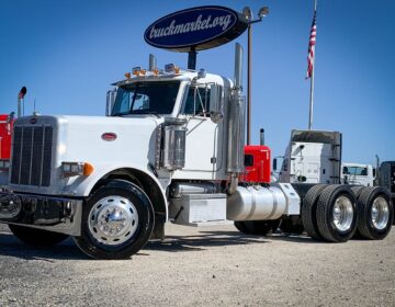 2002 PETERBILT 379 DAYCAB 587101