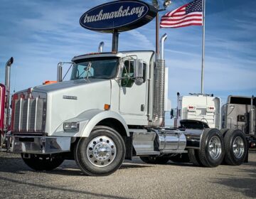 2012 KENWORTH T800 DAYCAB 299676