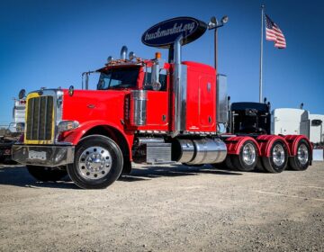 2014 PETERBILT 388 TRI AXLE SLEEPER 226046
