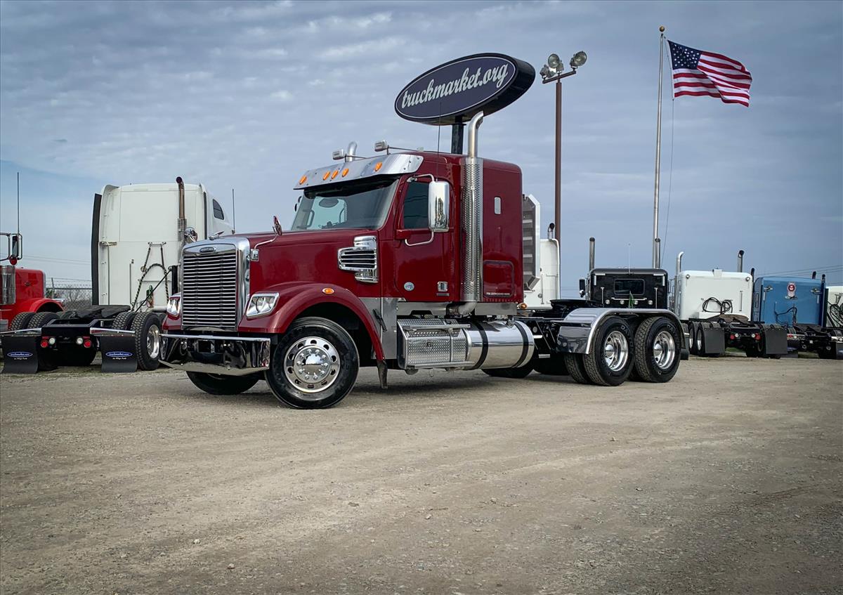 2013 FREIGHTLINER CORONADO SLEEPER