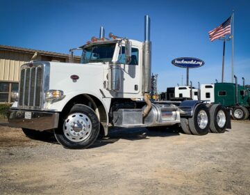 2008 PETERBILT 388 DAYCAB 755188