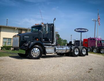 2012 KENWORTH T800 DAYCAB 327324