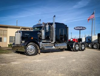 2017 KENWORTH W900L SLEEPER 140002