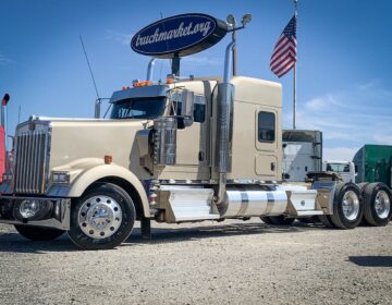 2018 KENWORTH W900L PRE ELOG GLIDER KIT 244497