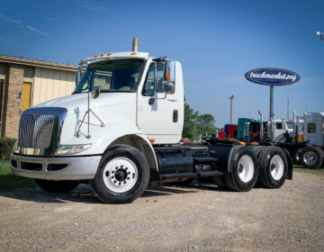 2008 INTERNATIONAL 8600 DAYCAB 645237