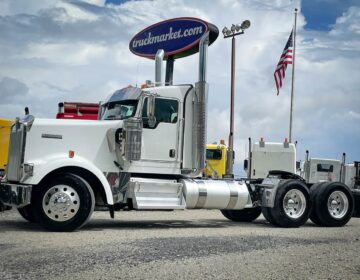 2014 KENWORTH W900L GLIDER KIT DAYCAB 398414