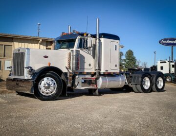 1999 PETERBILT 379EXHD PRE ELOG SLEEPER 483485